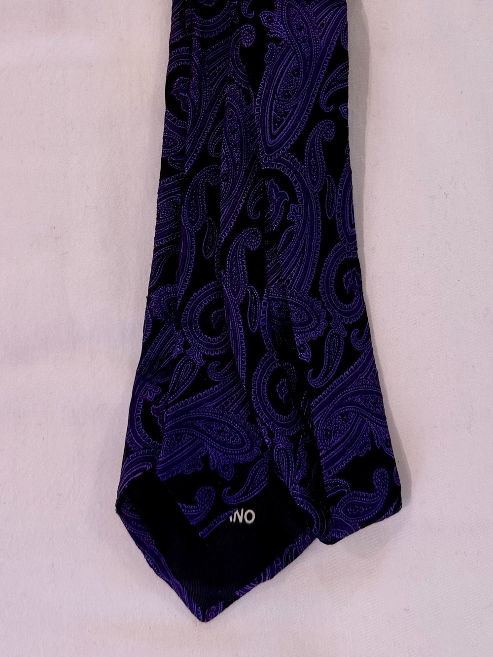 Murano Black Tie with Purple Paisley - Picture 3 of 3